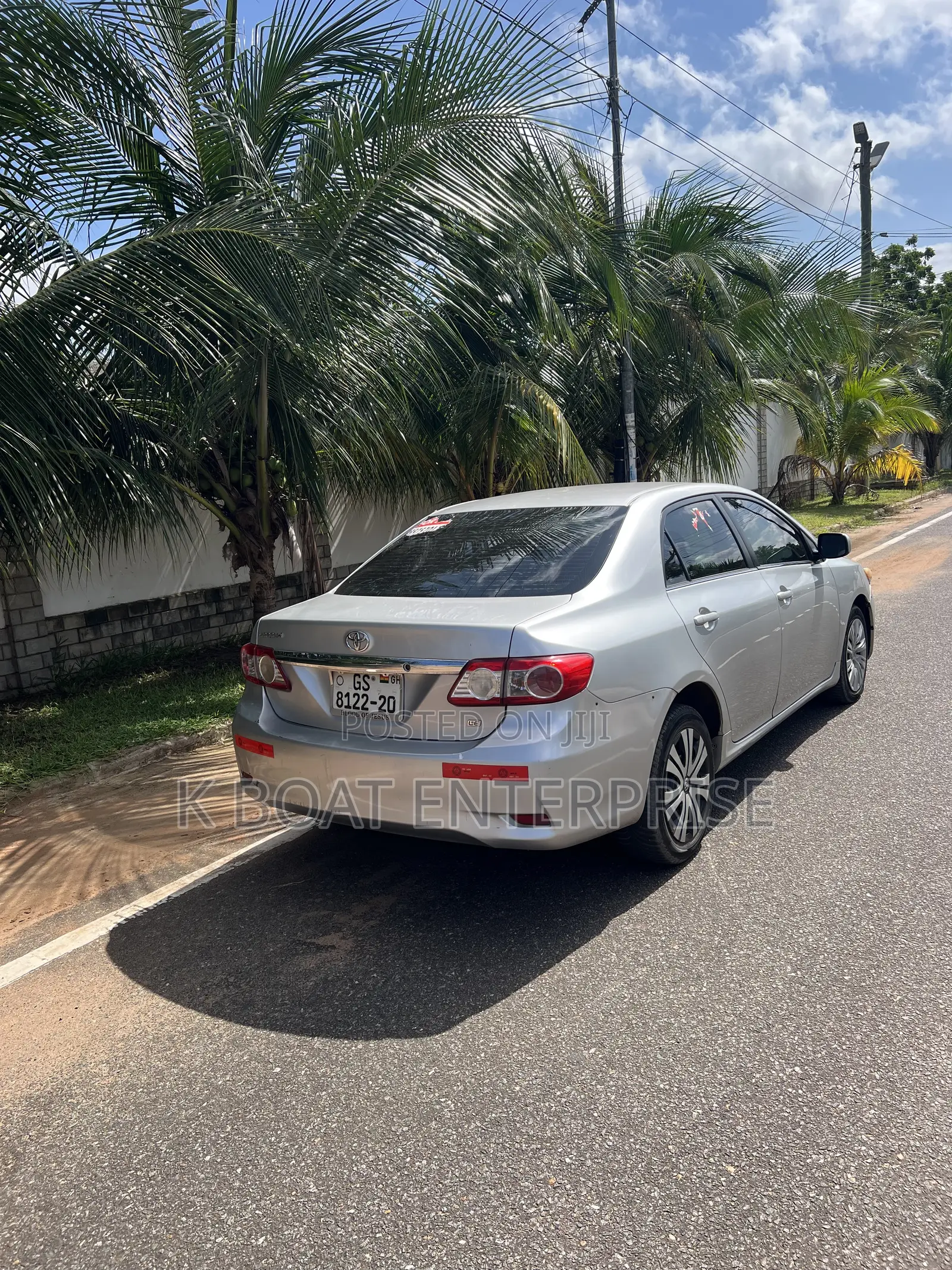 Toyota Corolla LE 4dr Sedan (1.8L 4cyl 4A) 2013 Silver