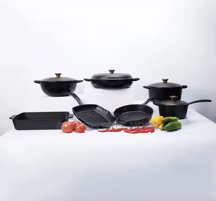 Cast Iron Cookware Set (With Cutlery)