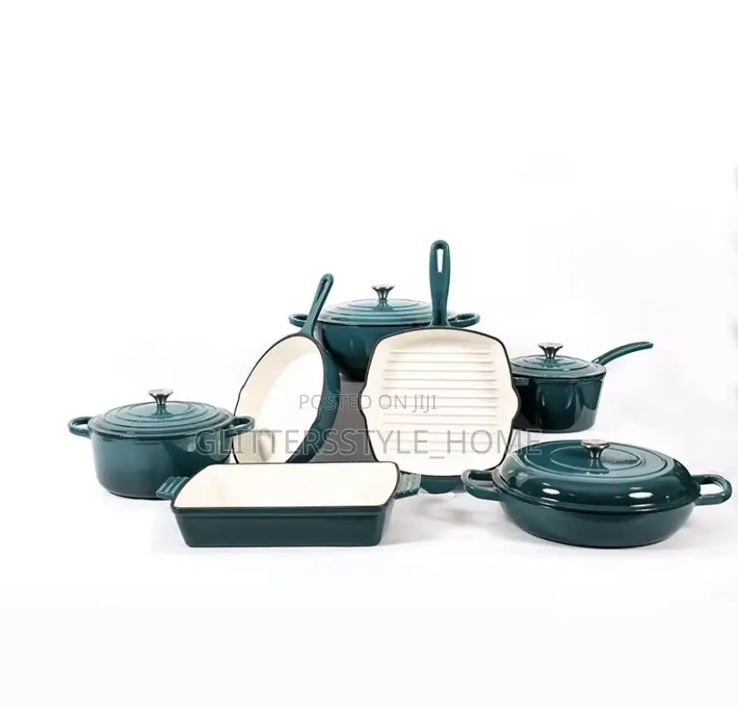 Cast Iron Cookware Set (With Cutlery)
