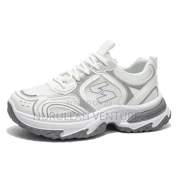 Trendy Unisex Chunky Sneakers – Fashion Meets Comfort
