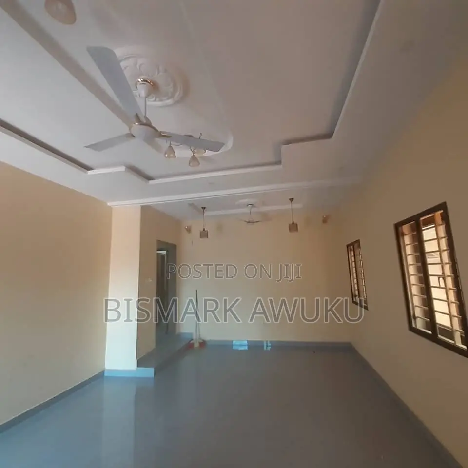 5bdrm House in Spintex for rent
