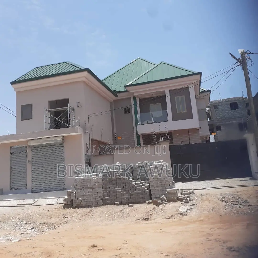 5bdrm House in Spintex for rent