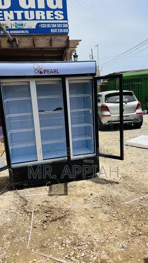 Premium Pearl 3 Door Beverage Cooler(Glass Door)950liters