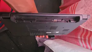 Laptop 4GB Intel Core i5 SSD 128GB