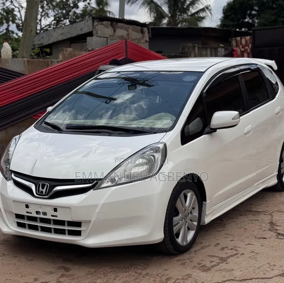 Honda Fit 2012 White