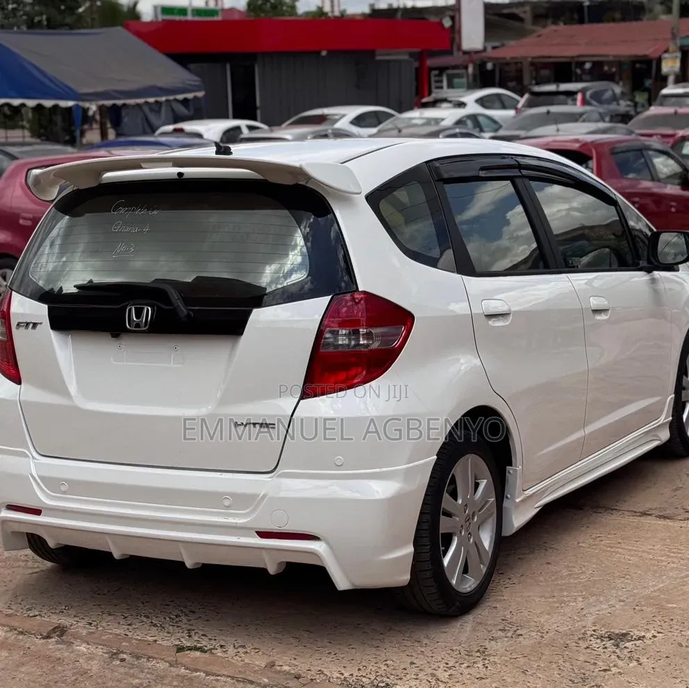 Honda Fit 2012 White