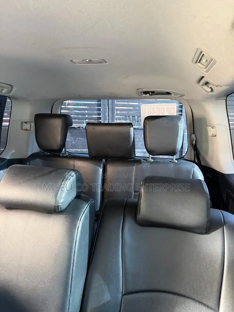 Toyota Voxy 2011 Black