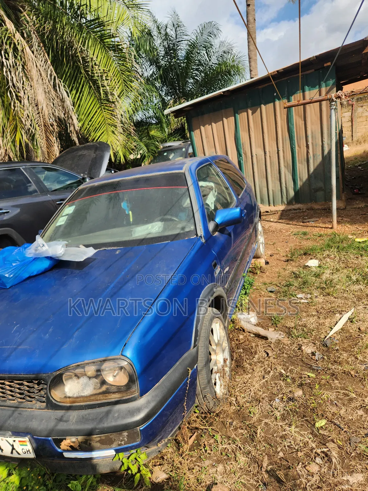 Volkswagen Golf 2002 Blue