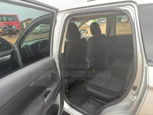 Mitsubishi Outlander SE AWC 2018 Silver