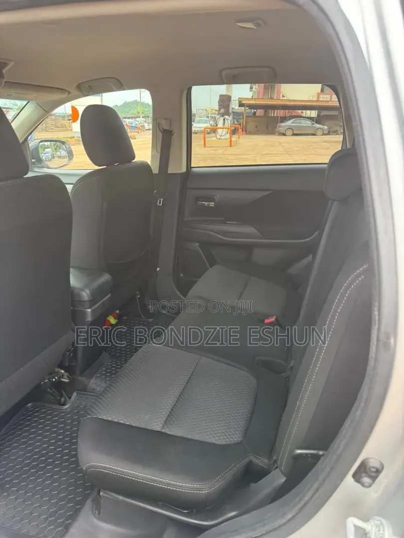 Mitsubishi Outlander SE AWC 2018 Silver