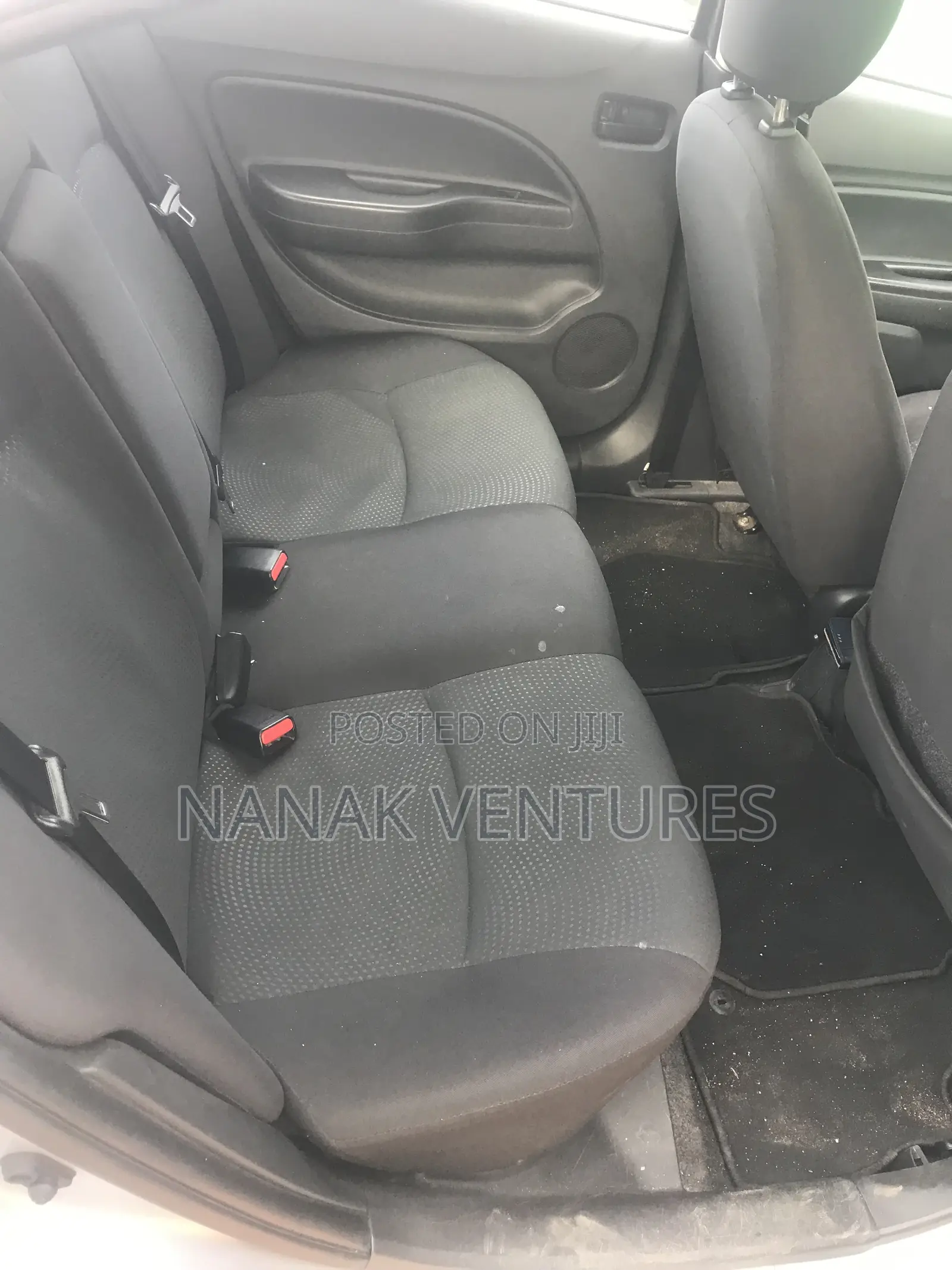 Mitsubishi Mirage SE 2020 Silver