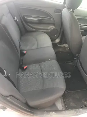 Mitsubishi Mirage SE 2020 Silver