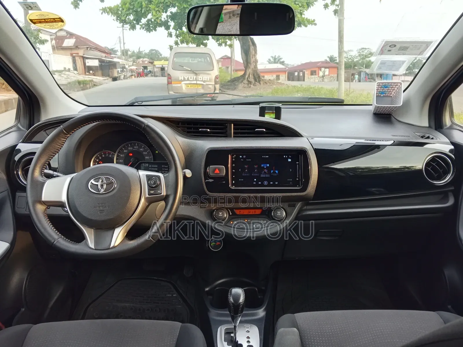 Toyota Vitz 2016 Blue