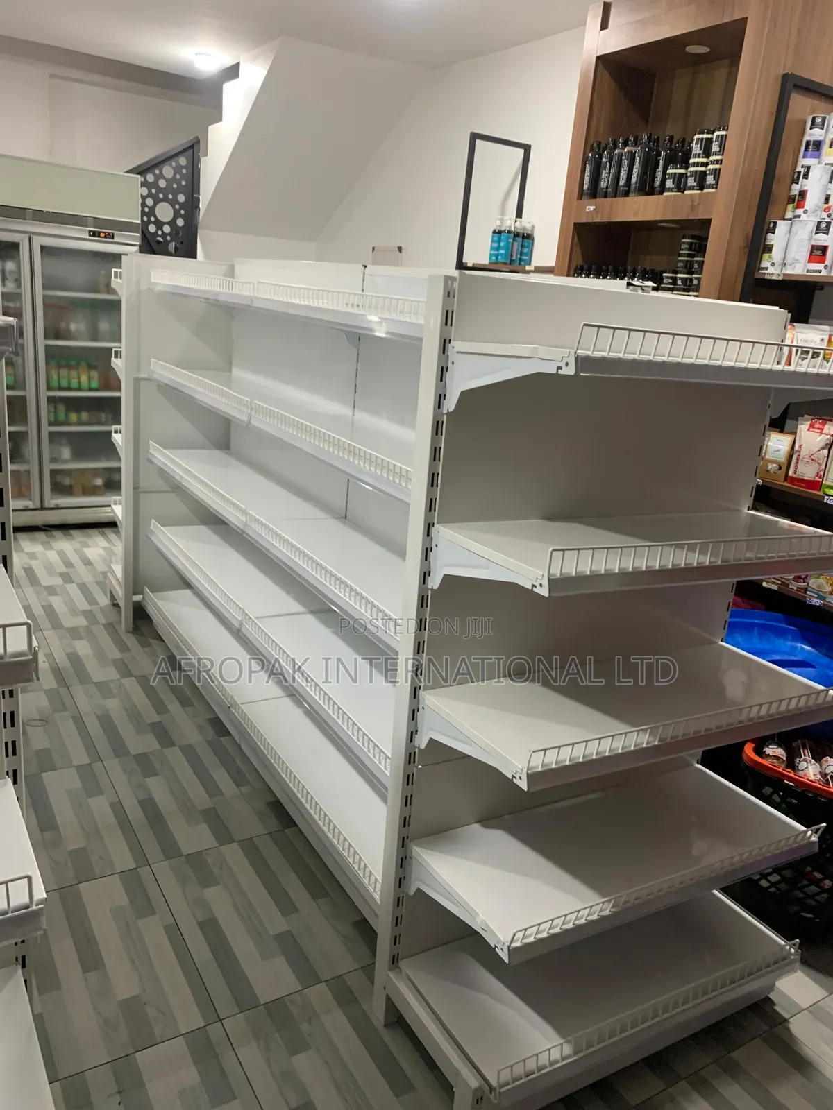 Island Shelves for Supermarket and More
