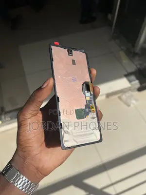 Pixel 6a Amoled Screen