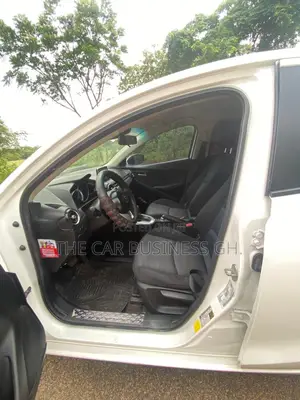 Toyota Yaris iA 1.5 FWD 2018 White