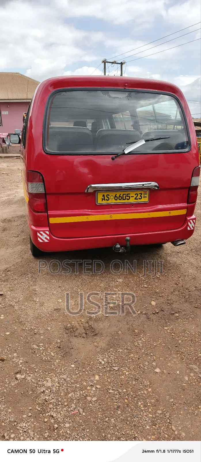 Toyota HiAce 2012 Red
