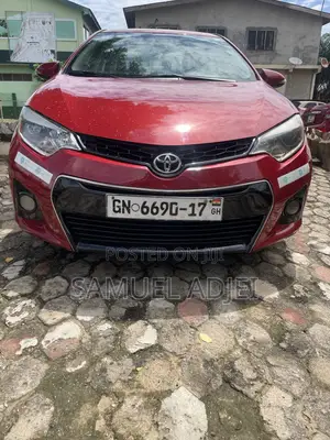 Toyota Corolla 2017 Red