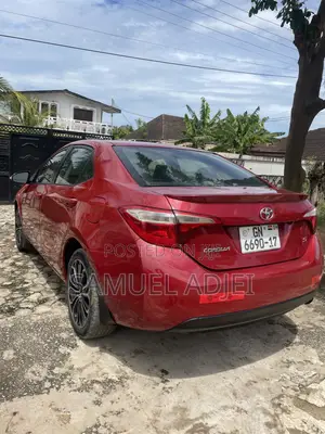 Toyota Corolla 2017 Red