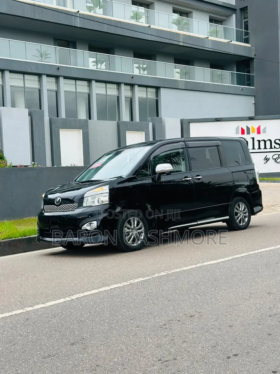 Toyota Voxy 2013 Black