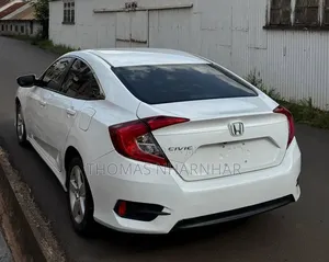 Honda Civic 2018 White