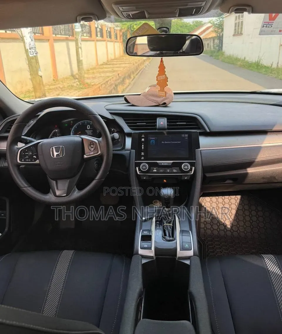 Honda Civic 2018 White