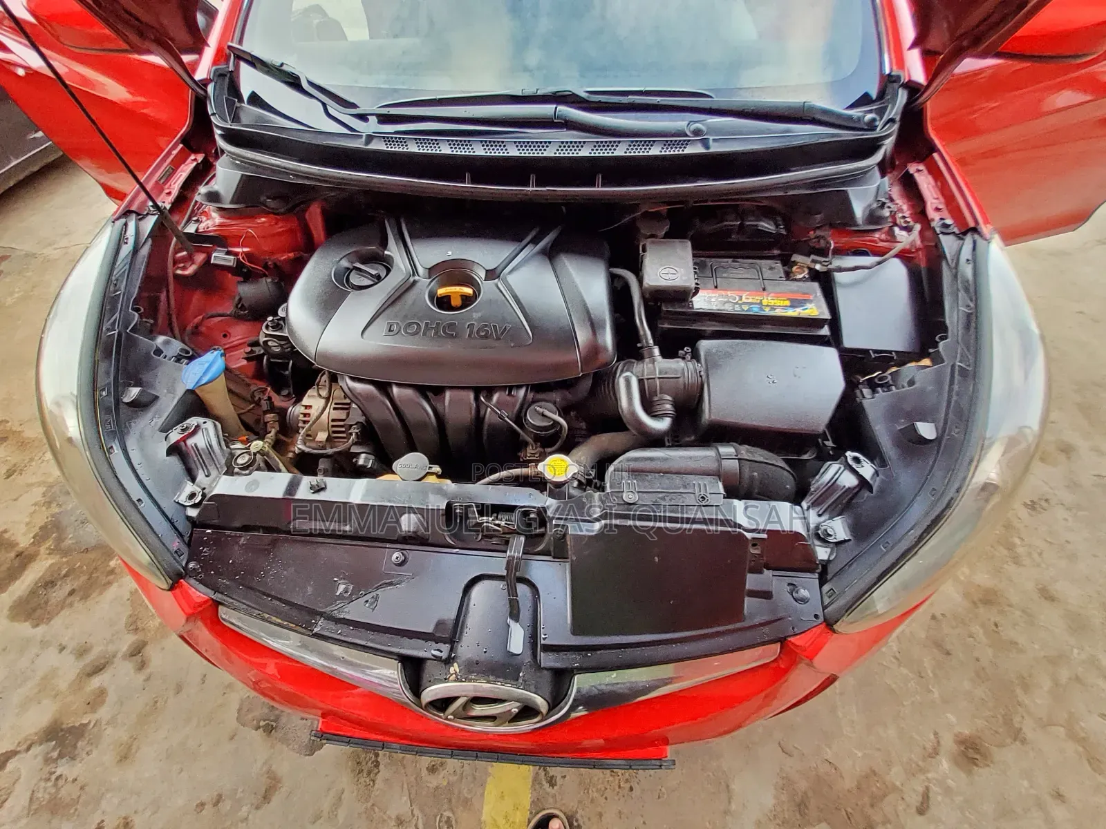 Hyundai Elantra 2015 Red