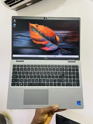 Laptop Dell Latitude 5530 16GB Intel Core i7 SSD 256GB