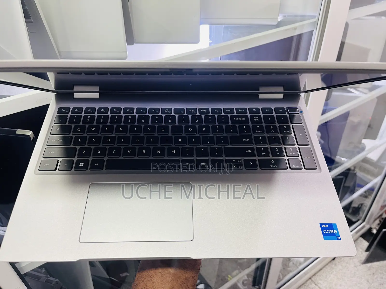 Laptop Dell Latitude 5530 16GB Intel Core i7 SSD 256GB
