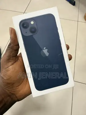 New Apple iPhone 13 128 GB Black