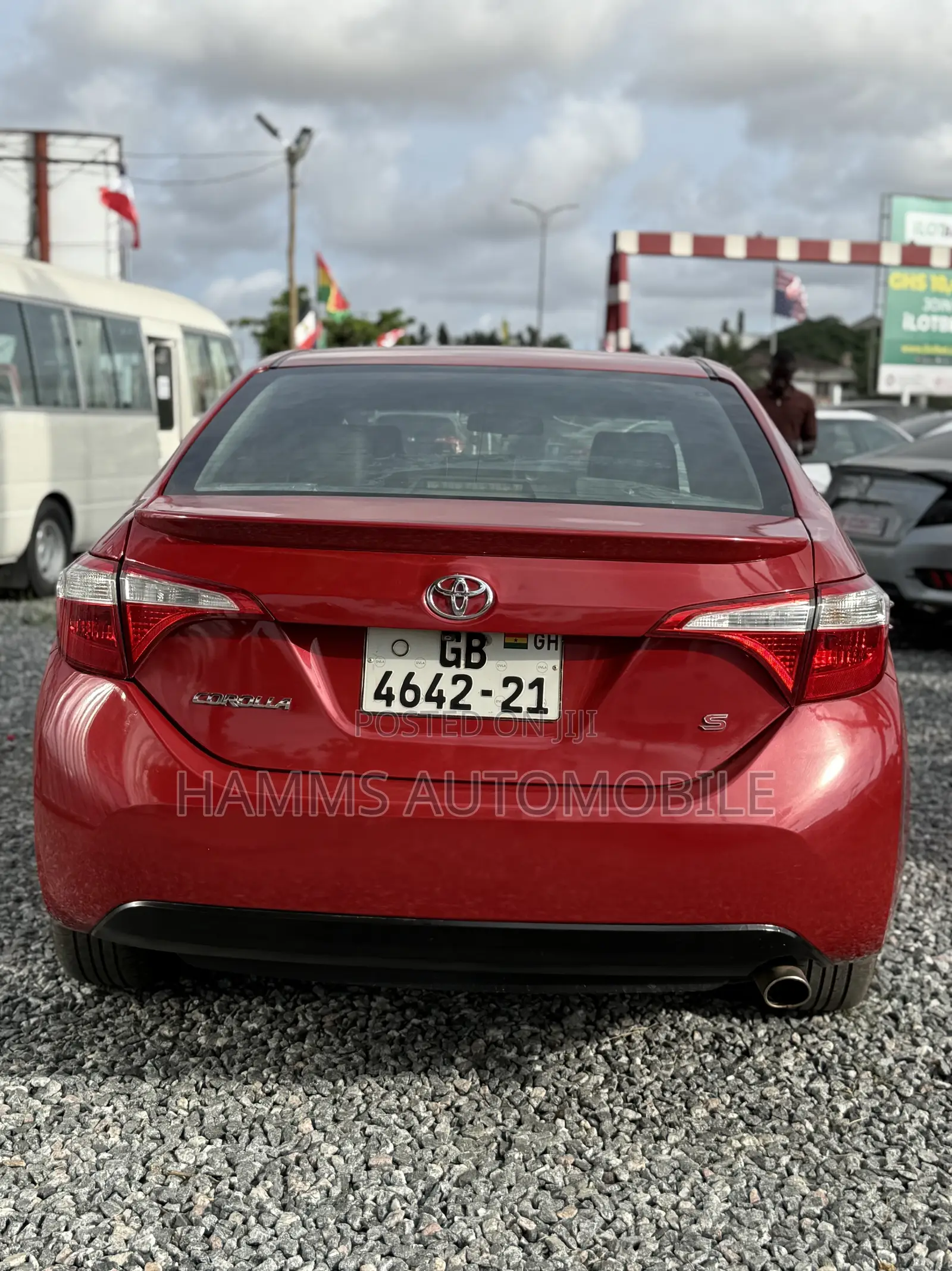 Toyota Corolla LE Premium 4dr Sedan (1.8L 4cyl CVT) 2016 Red