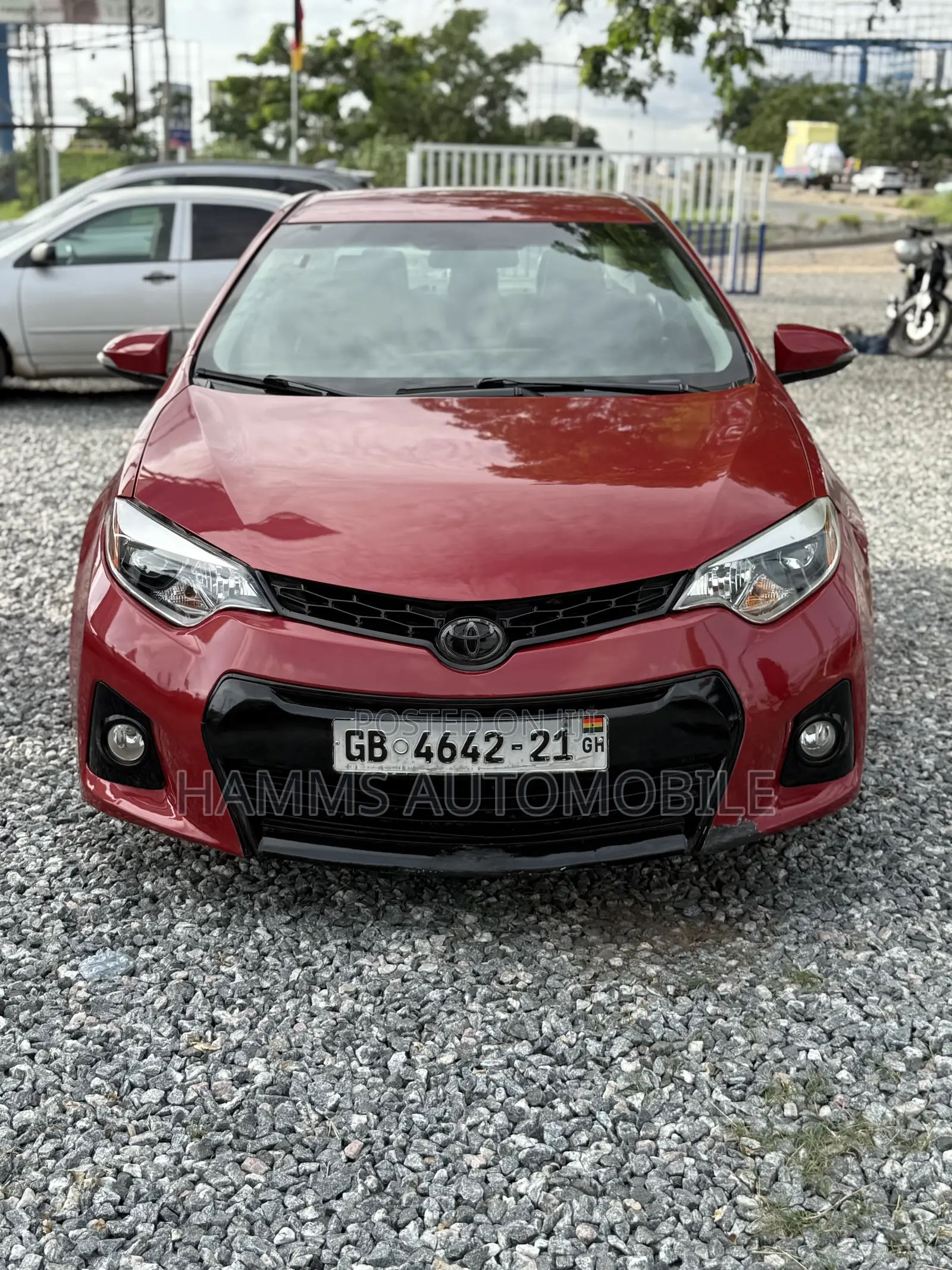 Toyota Corolla LE Premium 4dr Sedan (1.8L 4cyl CVT) 2016 Red