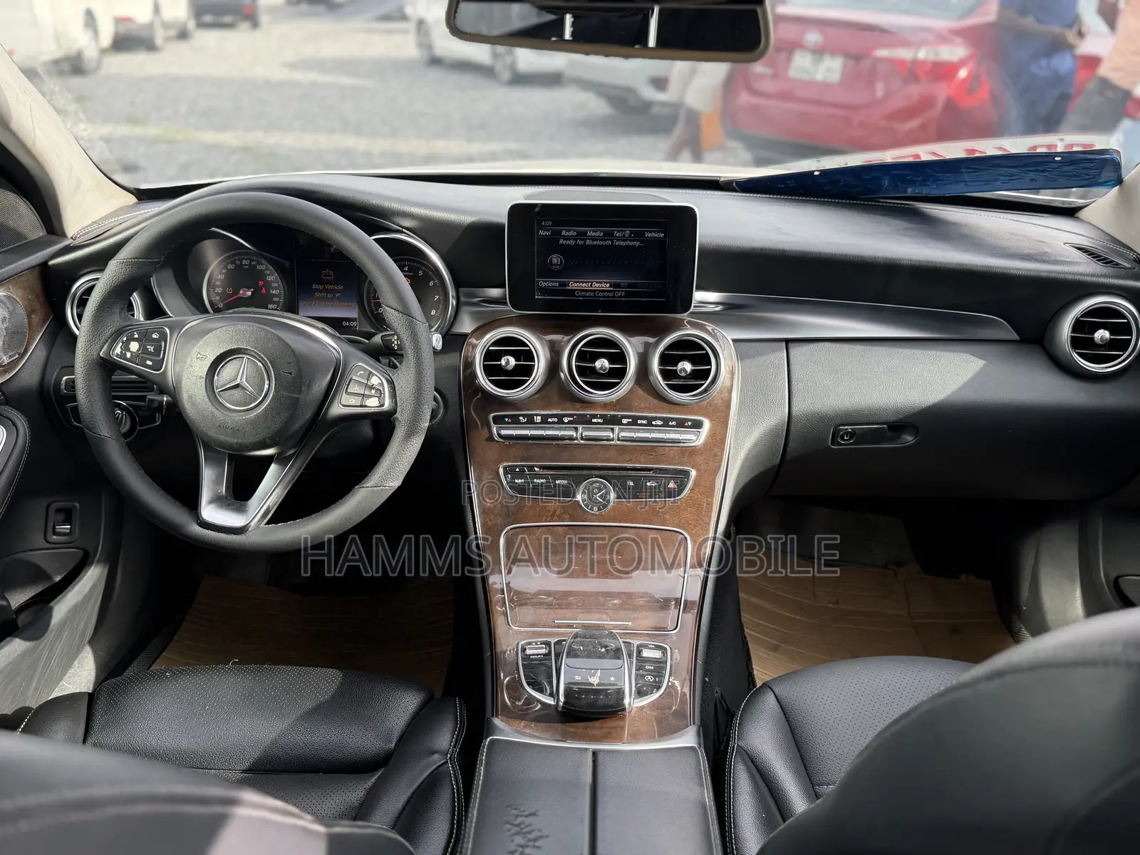 Mercedes-Benz C300 Luxury Sedan RWD (2.0L 4cyl 7A) 2016 White
