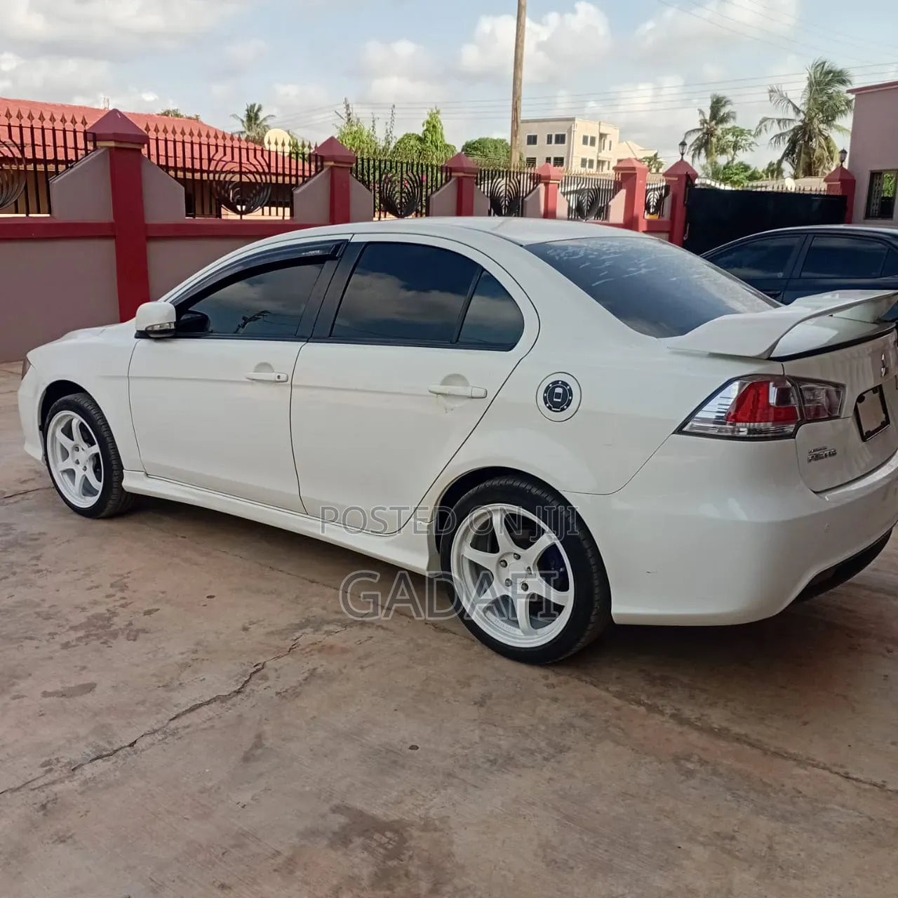 Mitsubishi Lancer 2011 White