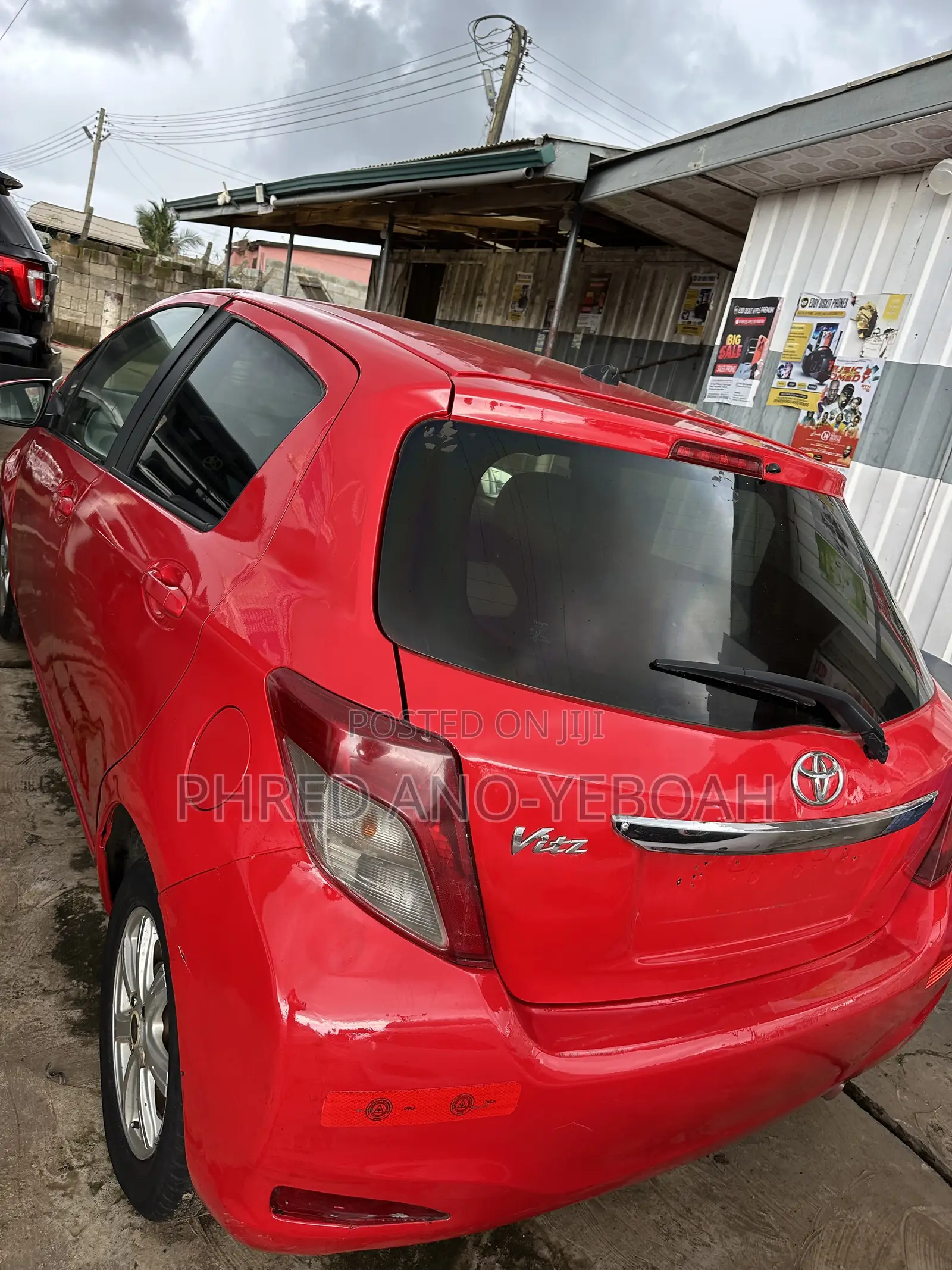 Toyota Vitz 1.3 FWD 5dr 2013 White