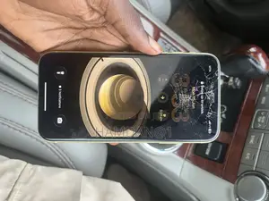 Apple iPhone 11 64 GB Yellow