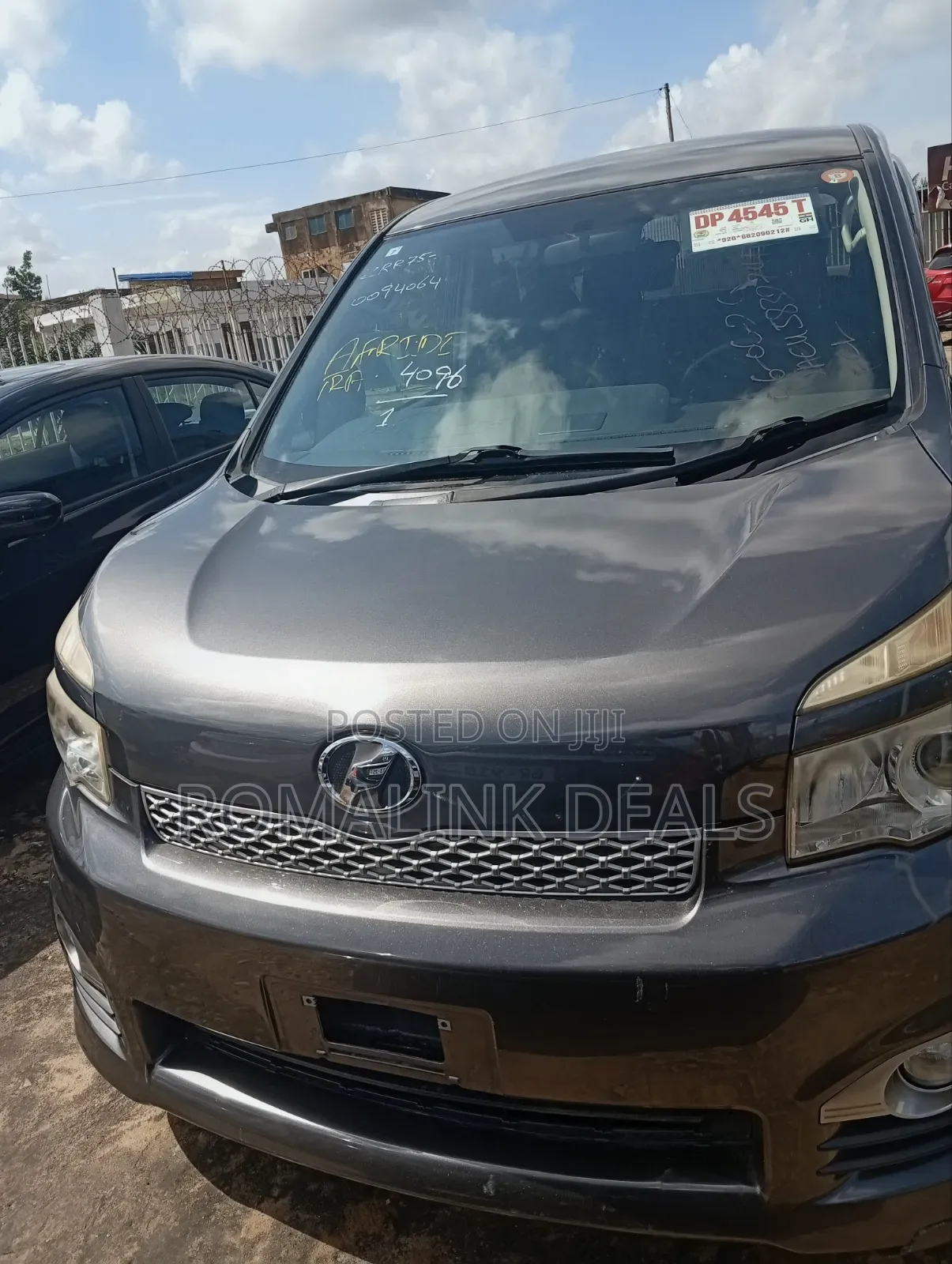 Toyota Voxy 2013 Gray