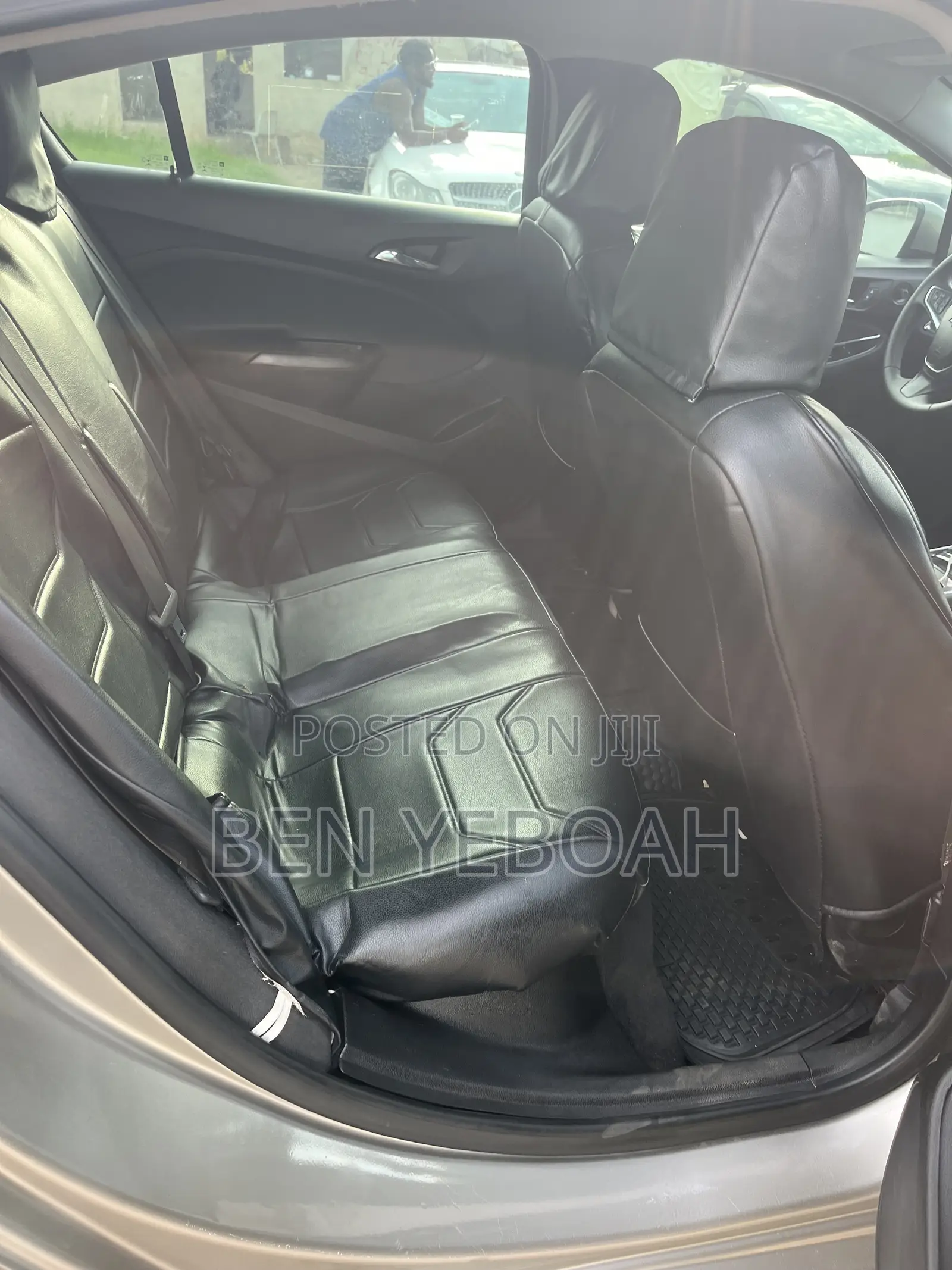 Chevrolet Cruze 2018 Gold