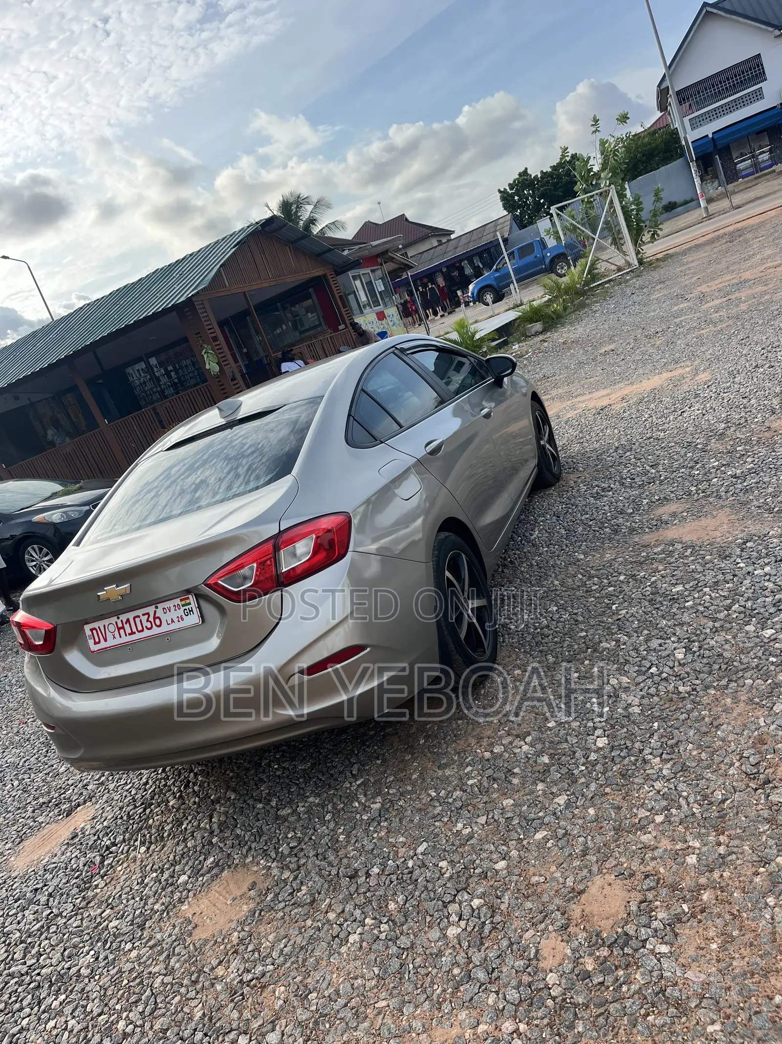Chevrolet Cruze 2018 Gold