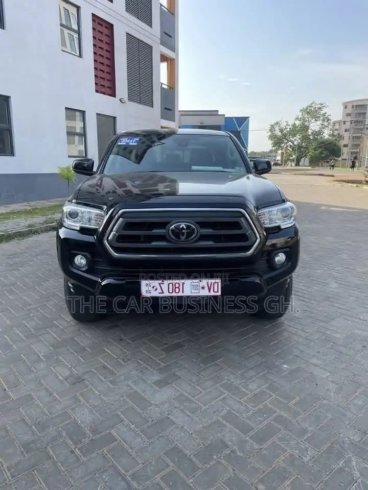 Toyota Tacoma SR5 Double Cab 5' Bed V6 AT 2023 Black