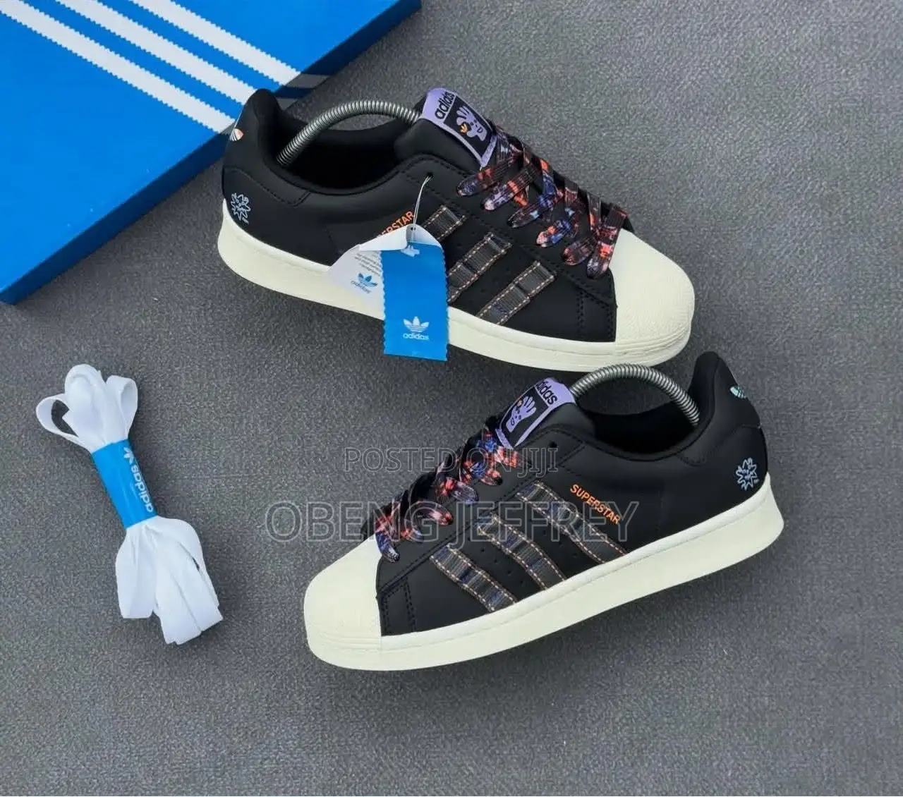 Original Adidas Superstar Core Black / White