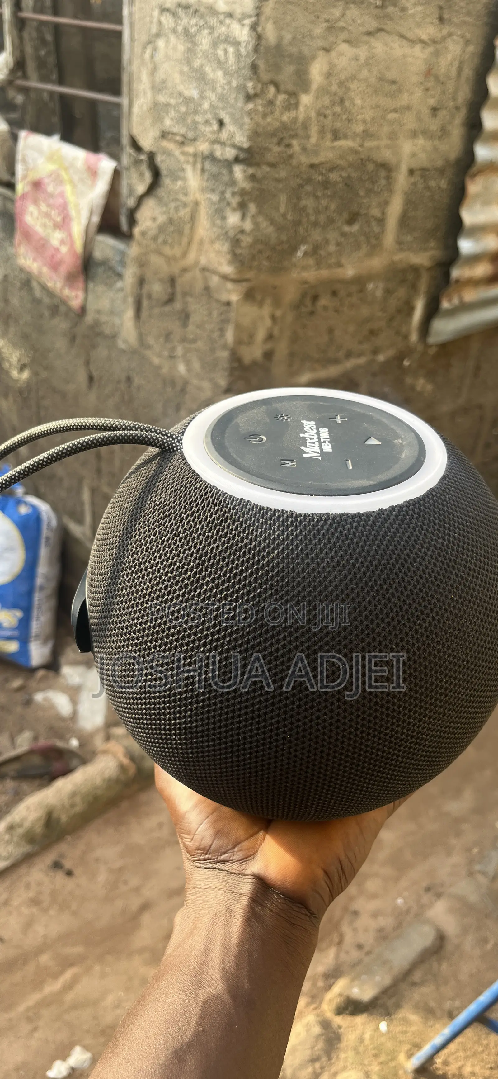 Maxbest Mbt08 Bluetooth Speaker