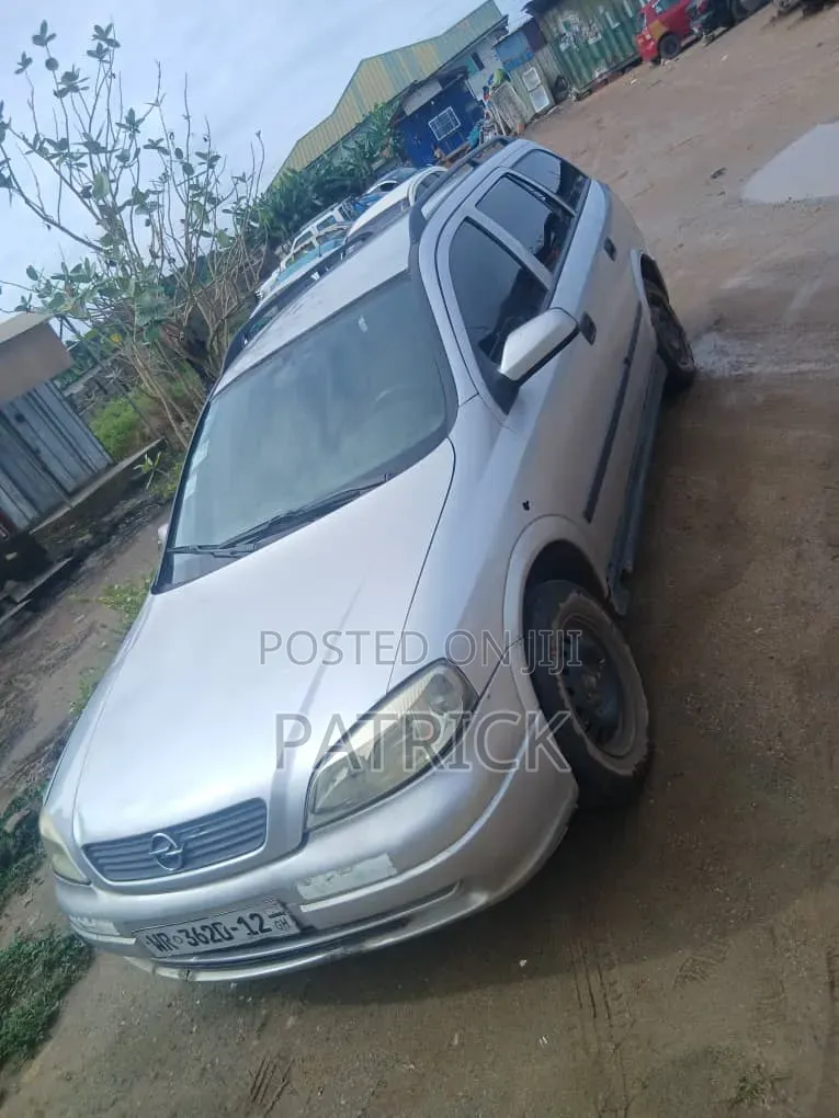 Opel Astra 2002 Silver