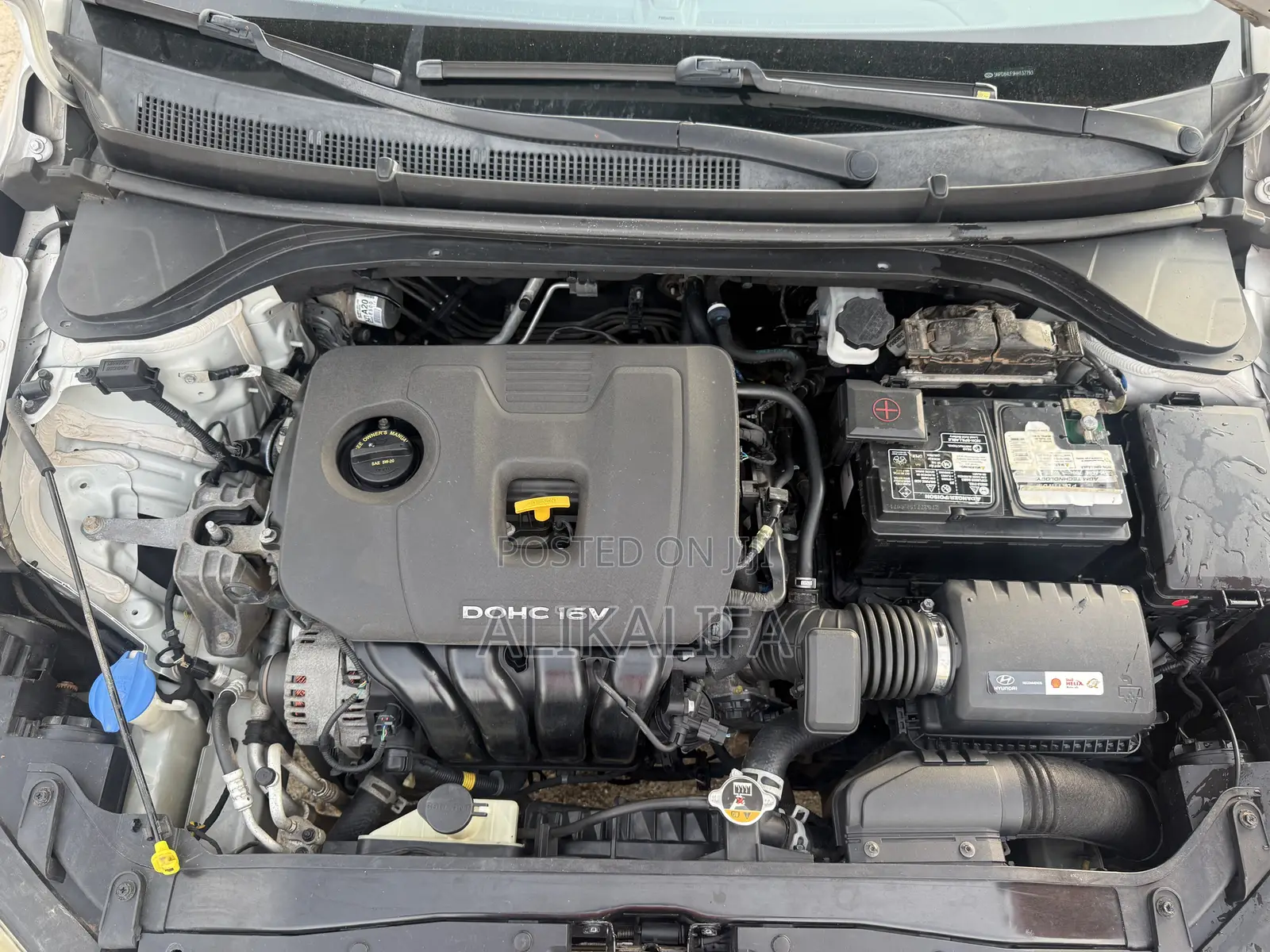 Hyundai Elantra Limited Sedan FWD (2.0L 4cyl 6A) 2017 Silver