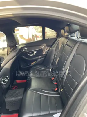 Mercedes-Benz C300 2016 Gray