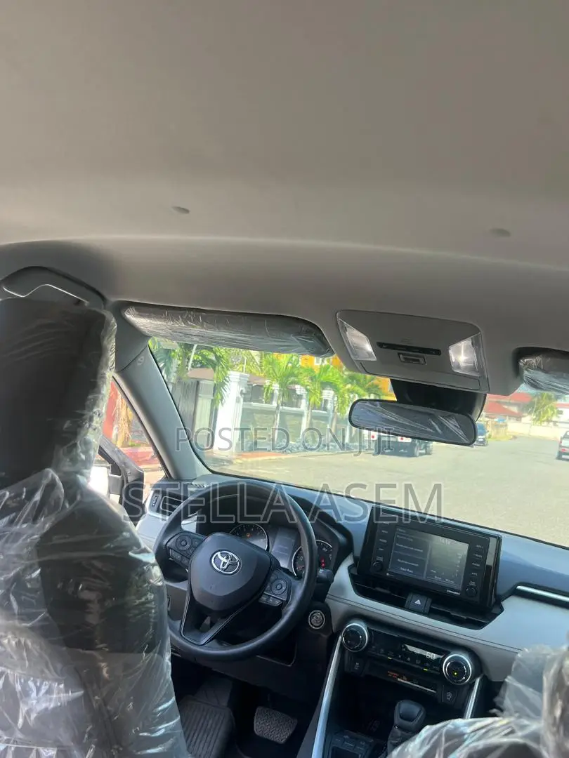Toyota RAV4 2022 Black