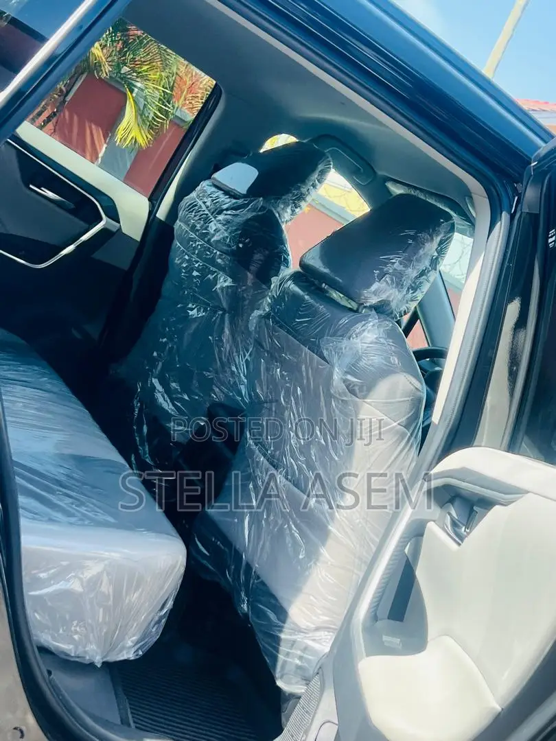 Toyota RAV4 2022 Black