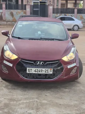 Hyundai Elantra 2013 Red