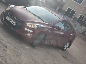 Hyundai Elantra 2013 Red