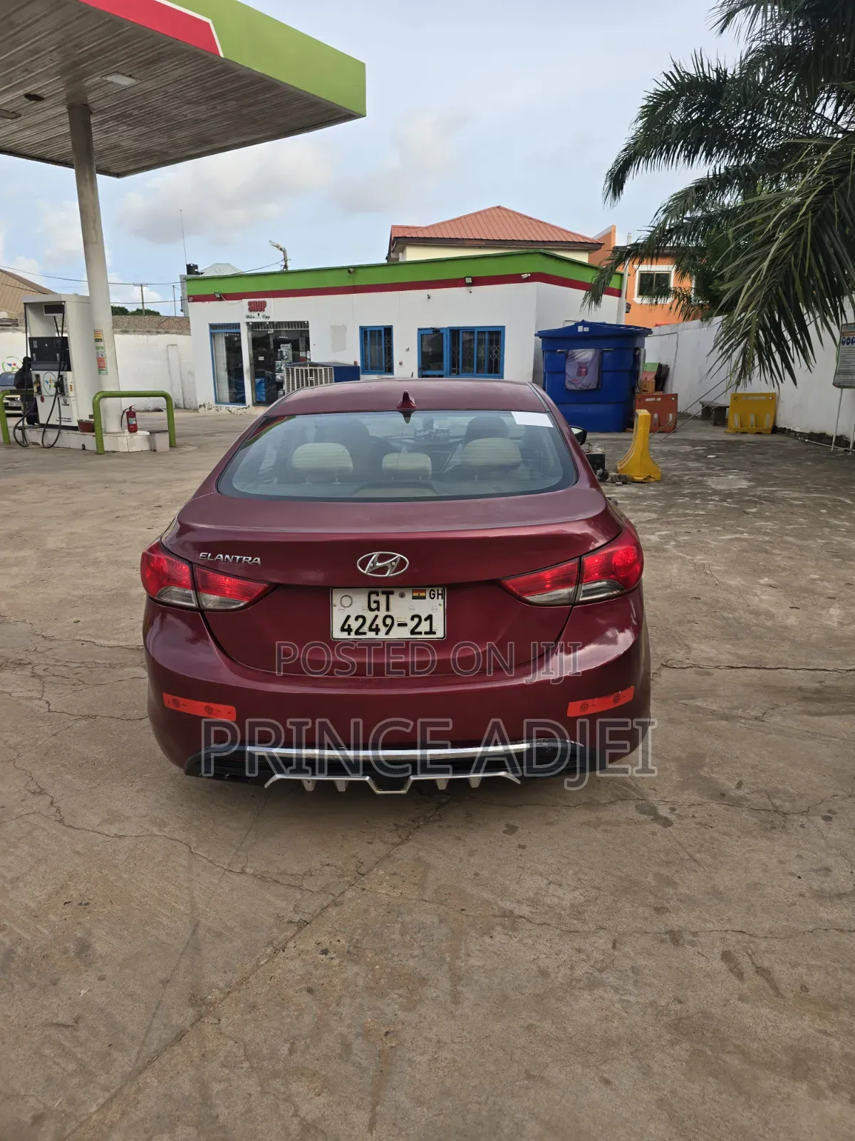 Hyundai Elantra 2013 Red